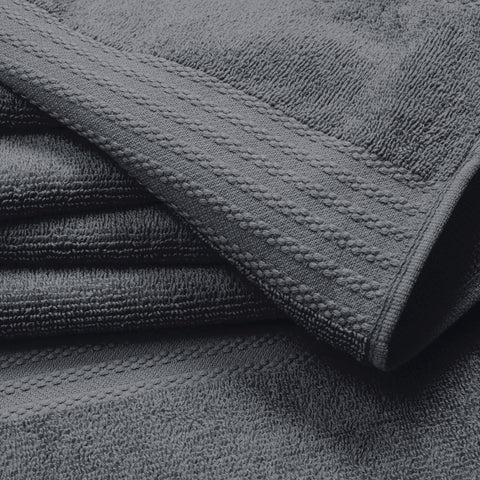 GLAMBURG folded towel stack highlighting plush layers and quick-dry benefit