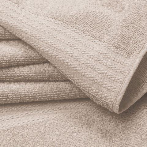 GLAMBURG close-up of towel fibers highlighting softness and absorbency