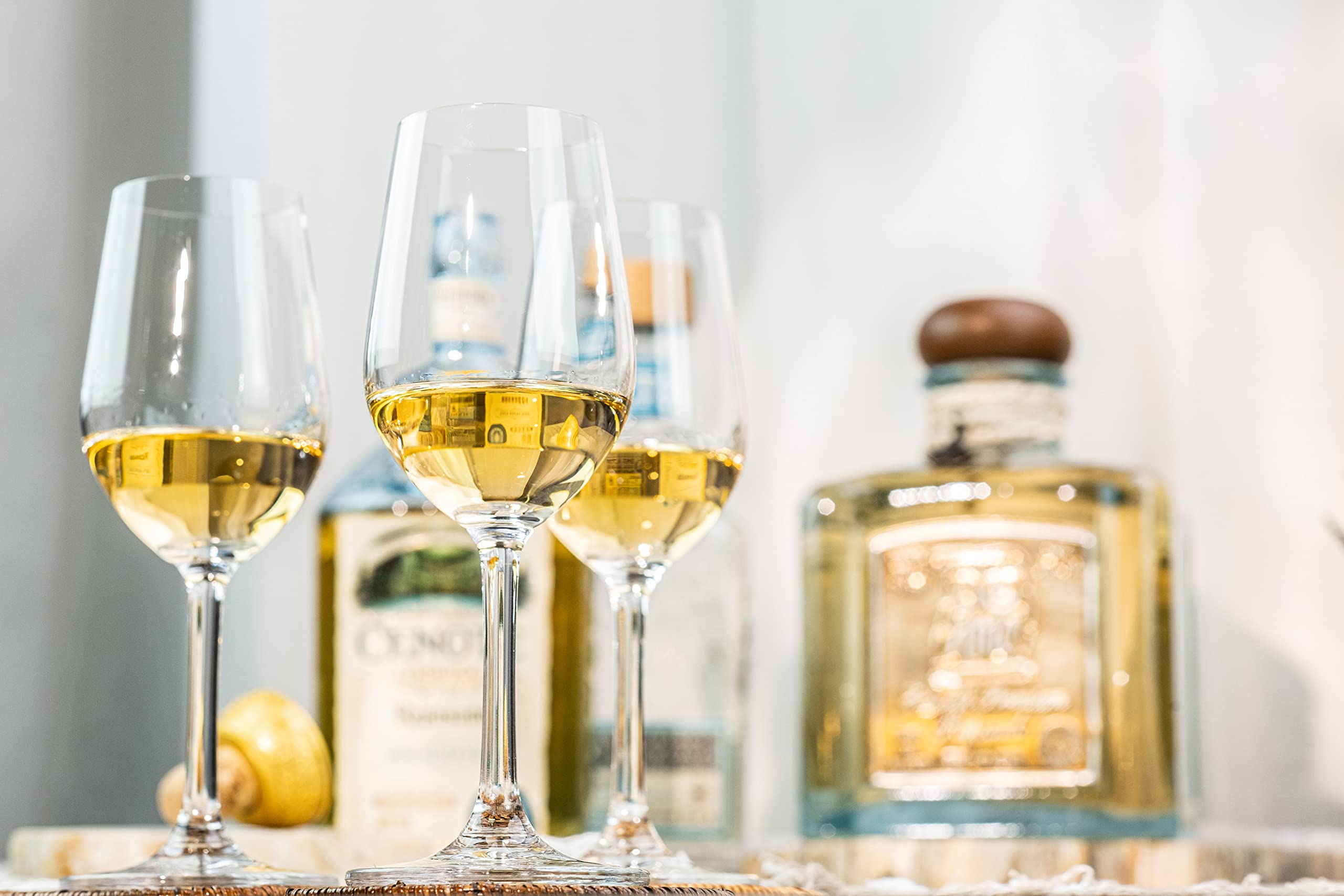 GLASSIQUE CADEAU lifestyle bar cart tasting setup encouraging social use
