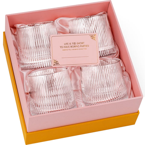 GLASSIQUE CADEAU lowball with Old Fashioned showcasing clarity and cocktail presentation