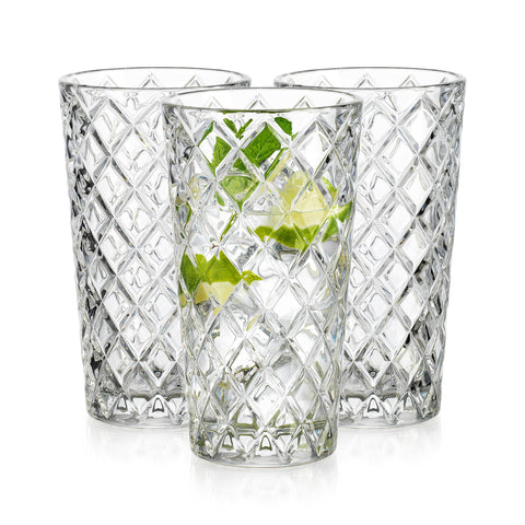 Glaver's glass filled with cocktail illustrating beverage presentation benefit