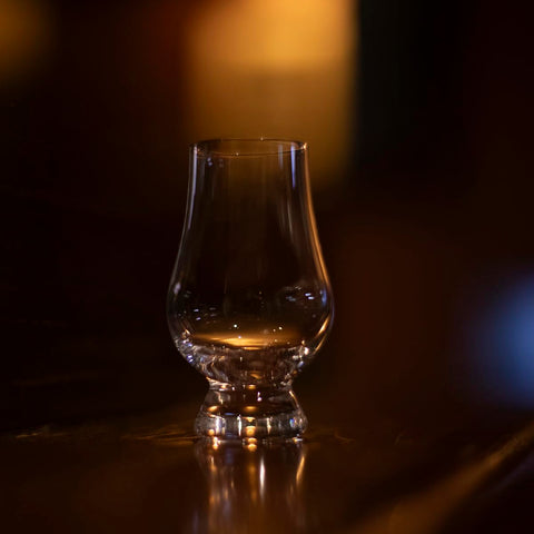 GLENCAIRN gift carton open displaying four glasses for easy gifting benefit