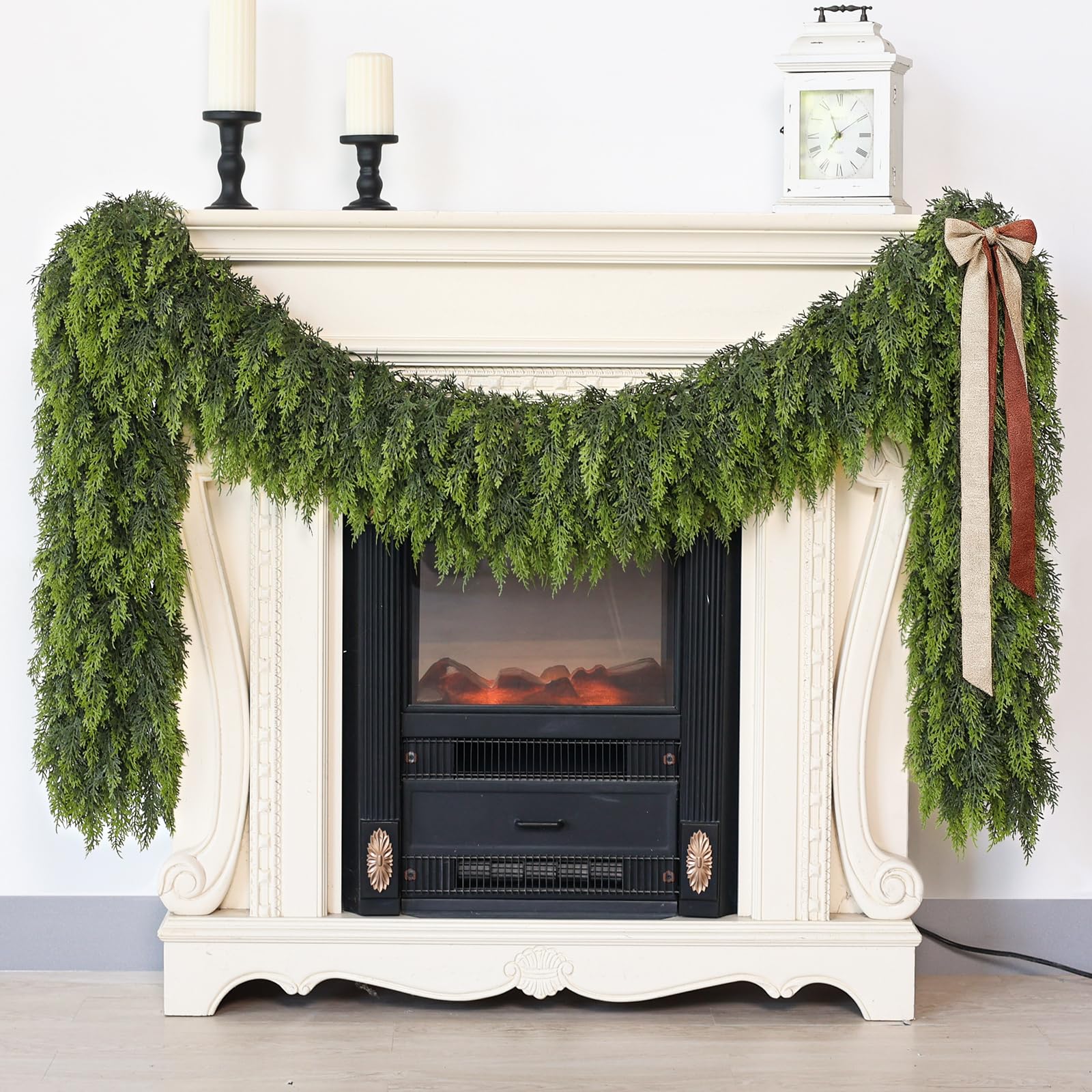 GLIDLION cedar garland front view showcasing full natural look