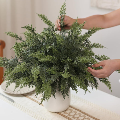 GLIDLION bent into a wreath for DIY craft, sturdy for decorations