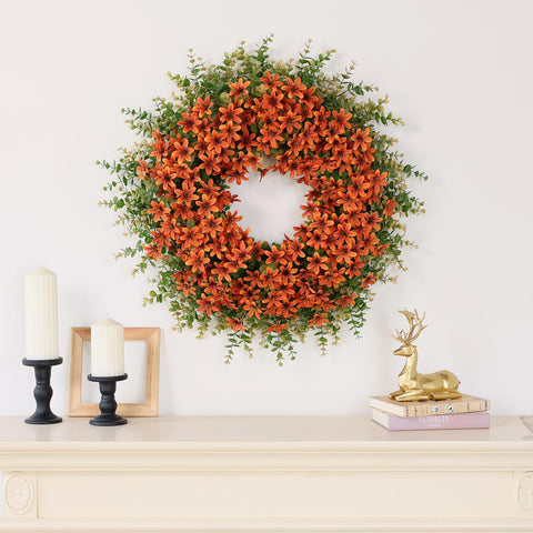 GLIDLION wreath hung on door demonstrates welcoming seasonal decor effect