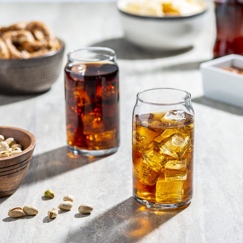 GLING side profile glass filled with beer demonstrating presentation benefit