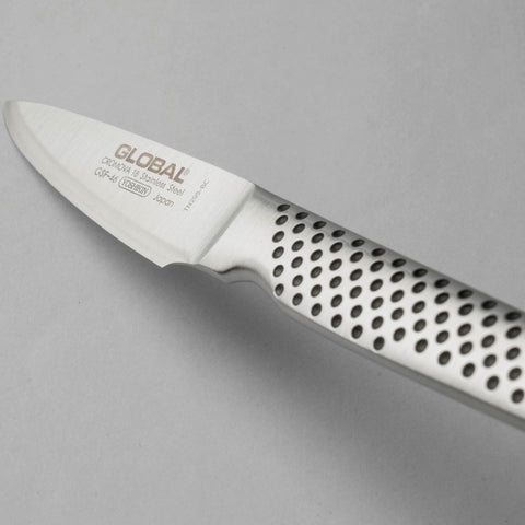 Global GSF-46 edge razor closeup illustrating long-lasting sharpness