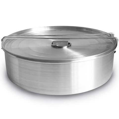 GLOBE ROCKET flanera front view showing aluminum body and lid for even baking