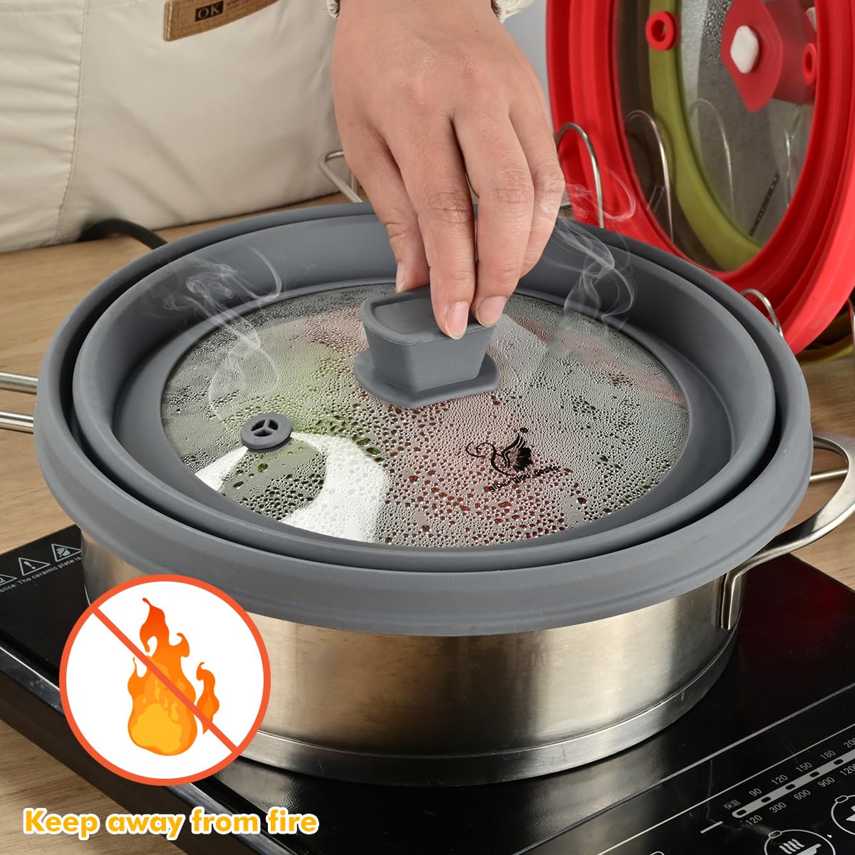 GLOU-GLOU GOOSE in microwave in use protecting interior and preventing messes