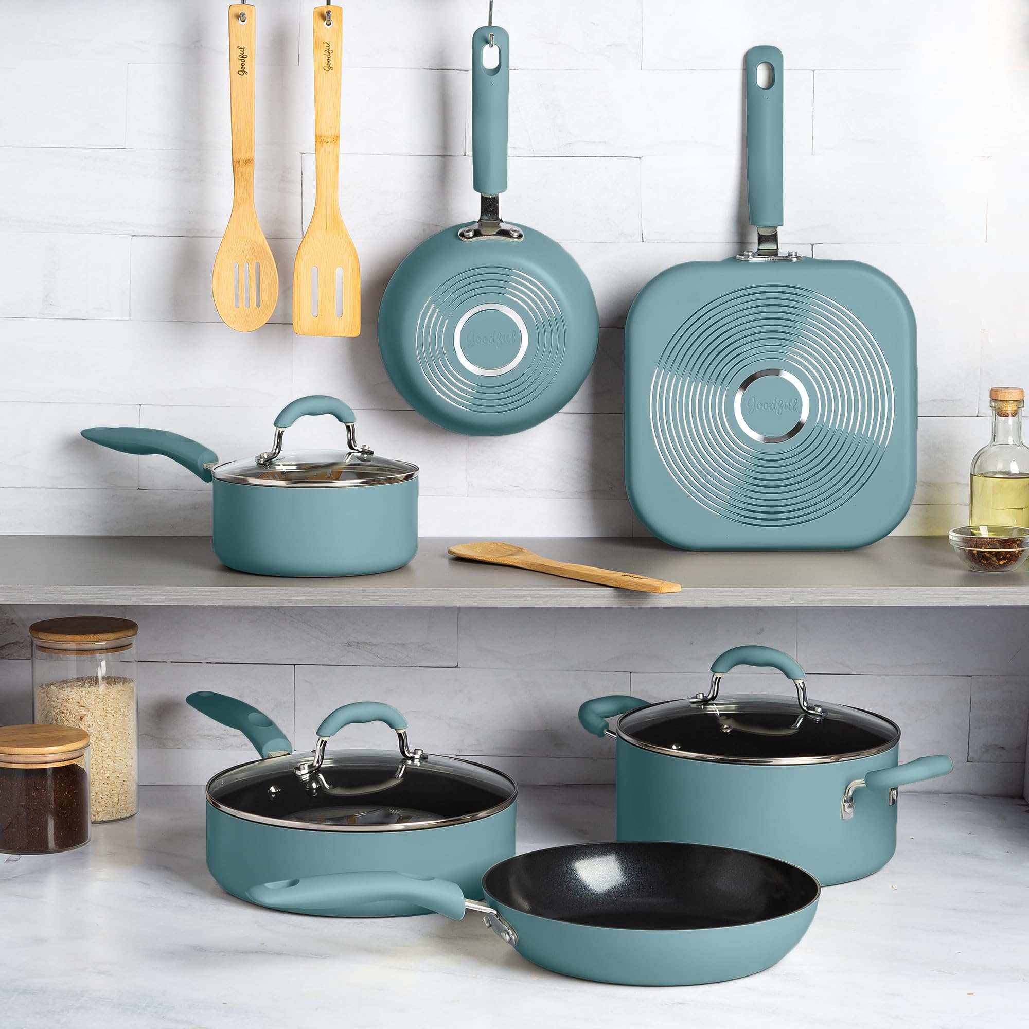 Goodful pan next to a hand to show scale and comfortable grip for safe handling