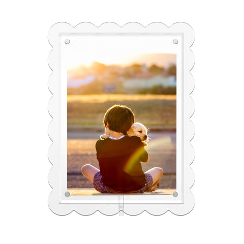 GRAHAM DESIGN comparison showing 5x7 frame with smaller 4x6 print versatility