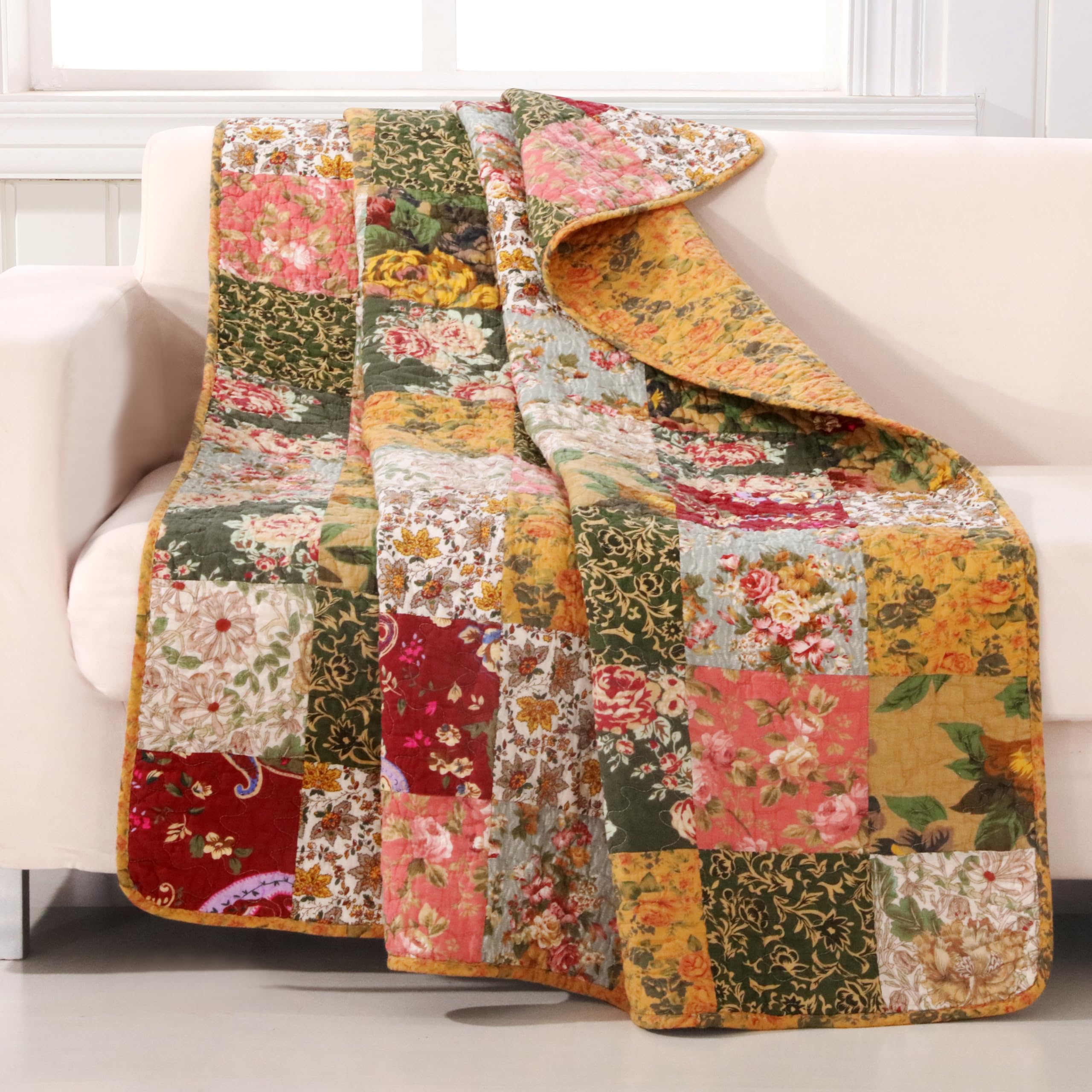Greenland Home Fashions vintage rose bound edge detail, shows neat stitched perimeter benefit