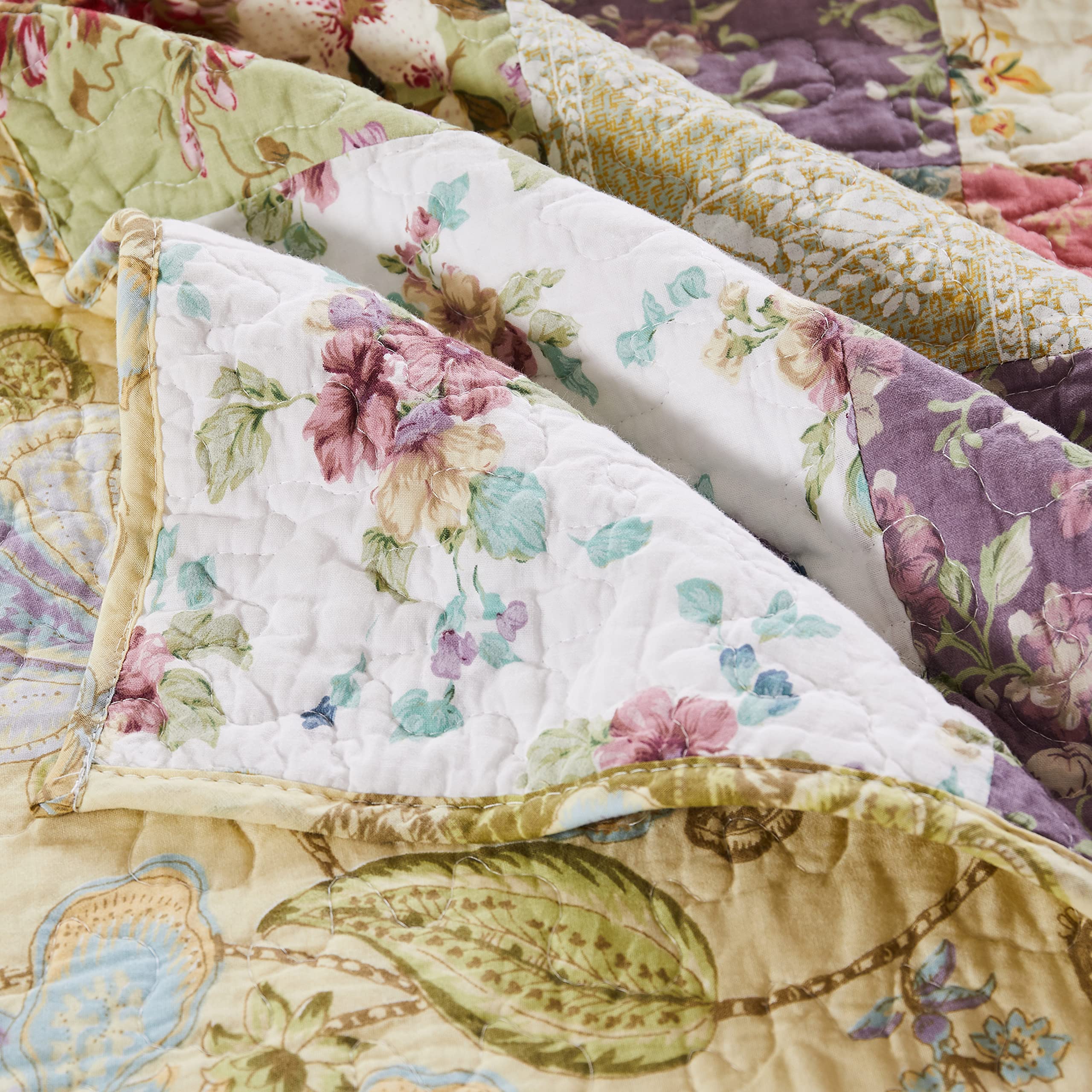 Greenland Home Blooming Prairie bound edge detail highlighting neat finish and longevity
