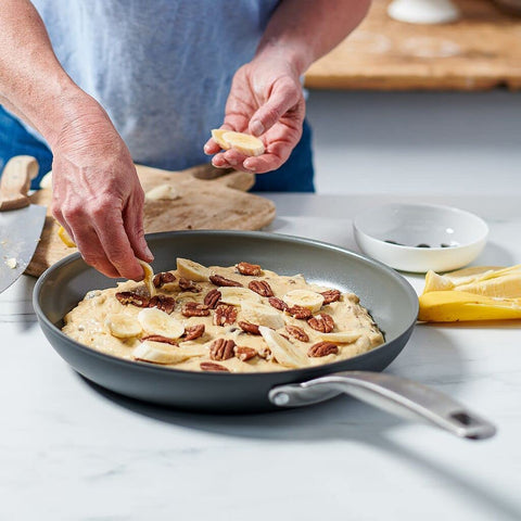 GreenPan Chatham frying eggs in pan illustrating nonstick release and effortless breakfast prep