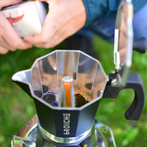 GROSCHE Milano in camping setting showing portability and outdoor brewing convenience