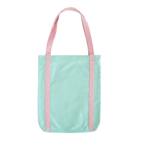 Grupo Erik Pusheen tote zip and outside pocket visible for secure storage