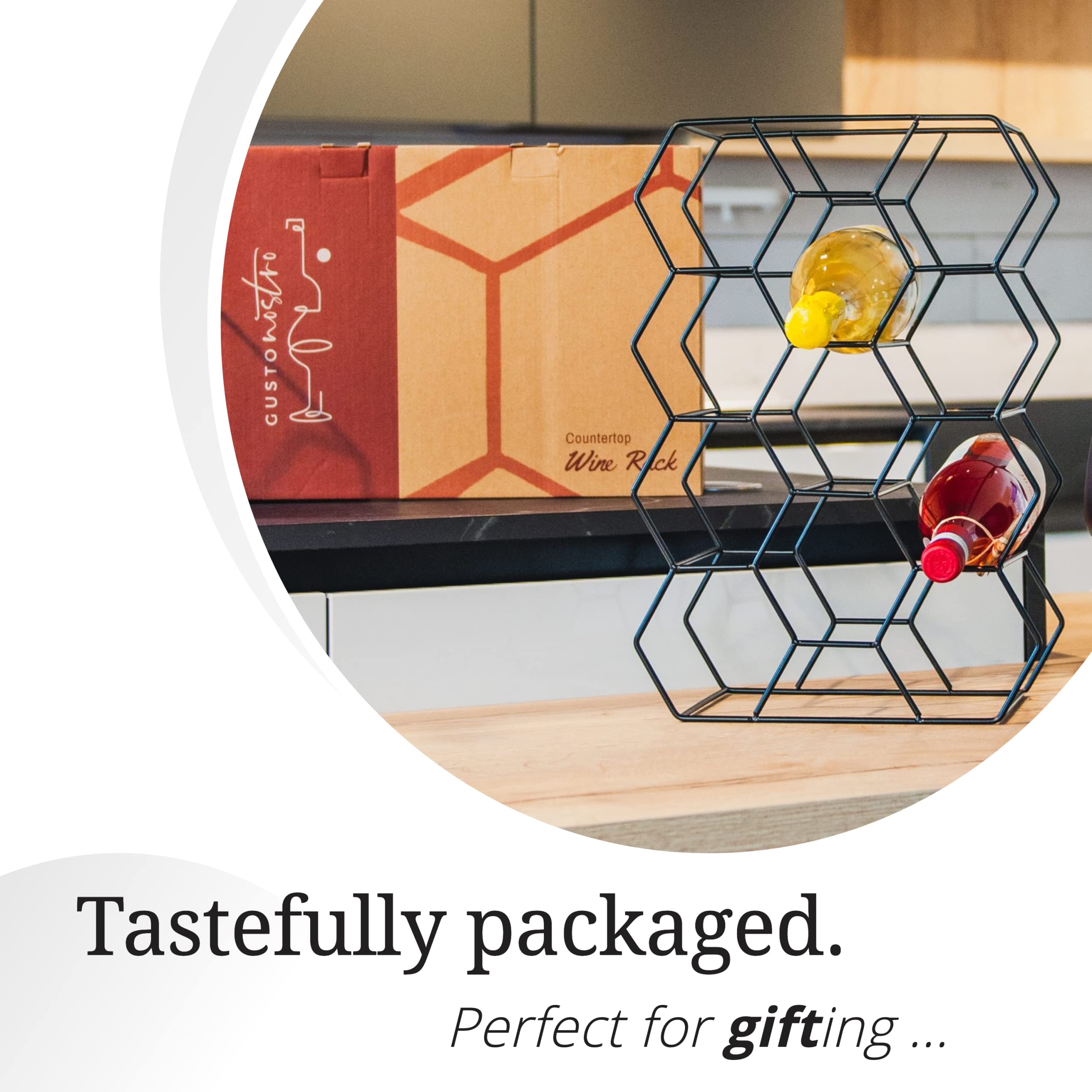 gusto nostro hands loading bottle illustrating effortless placement