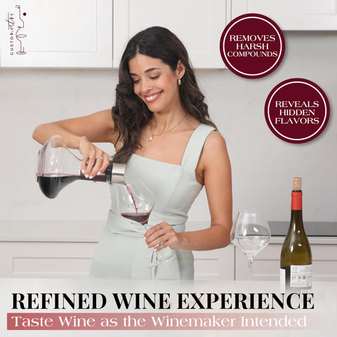 Gusto Nostro wide base detail highlighting hand-blown crystal for faster aeration