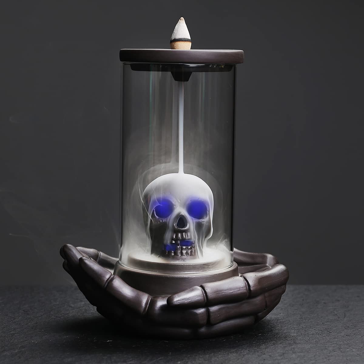 HaisWonsa skull front view showing ceramic detail and decorative design benefit ambiance