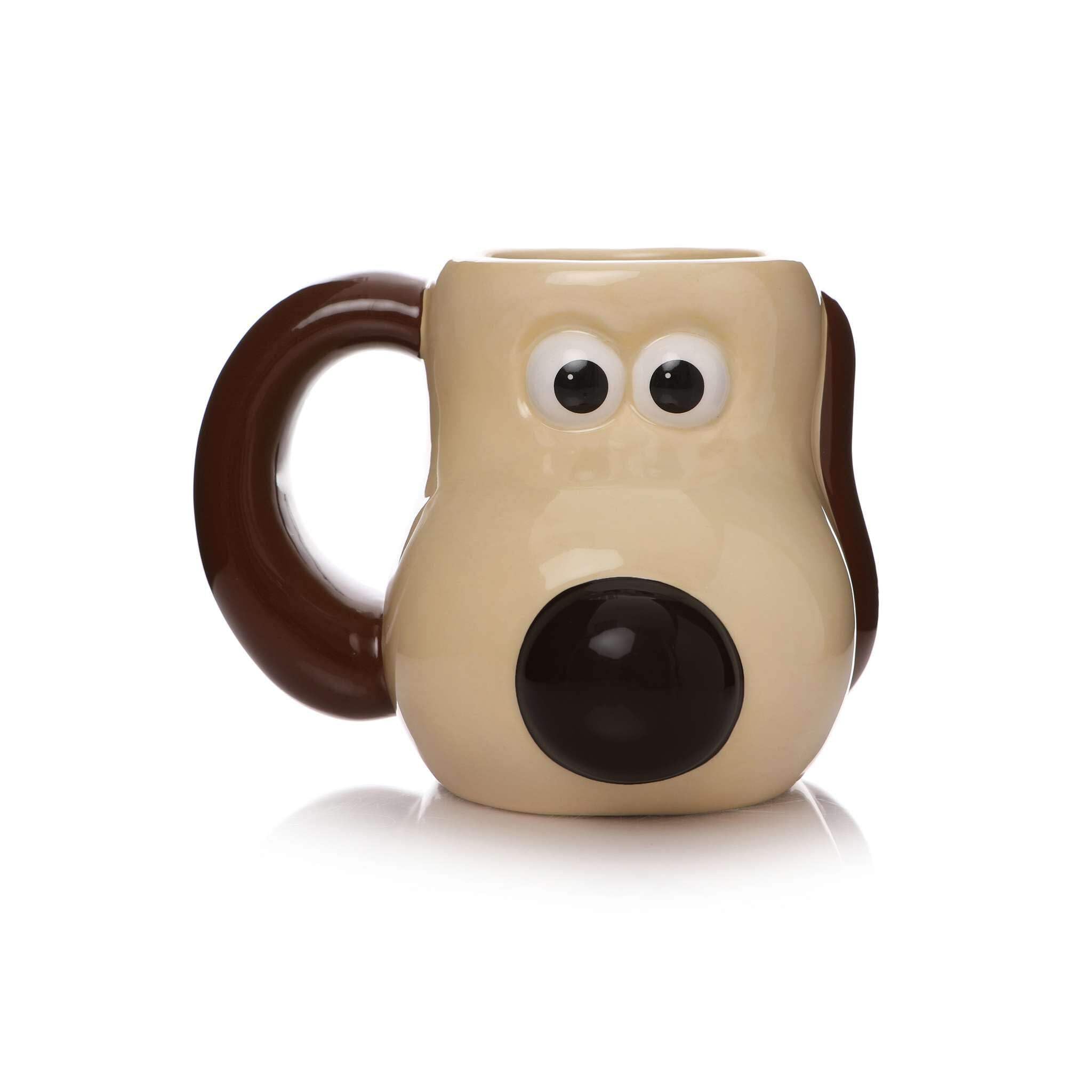 Half Moon Bay Gromit front view showing character design and display appeal