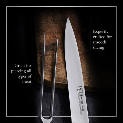 Hammer Stahl size comparison with a hand showing blade length and carving control