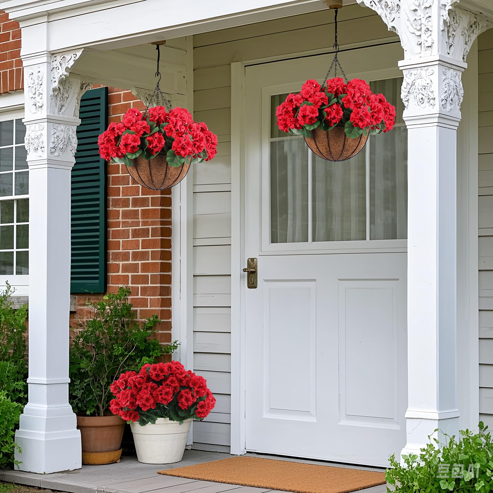 Hananona porch display in daylight adding vibrant outdoor color