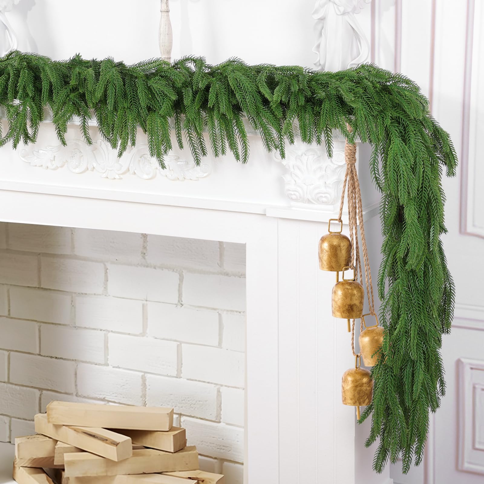 Hananona garland used as table centerpiece providing instant decor