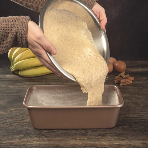 HAPPIELS close-up of champagne gold finish highlighting durable nonstick coating