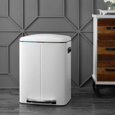 happimess open lid demonstrating soft-close feature and quiet operation
