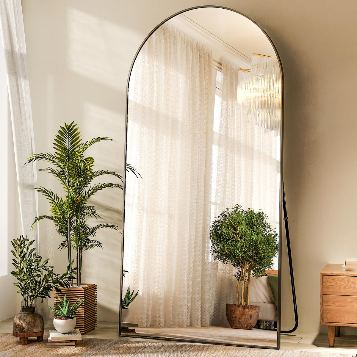 HARRITPURE front view of arched full-length mirror showing elegant focal point