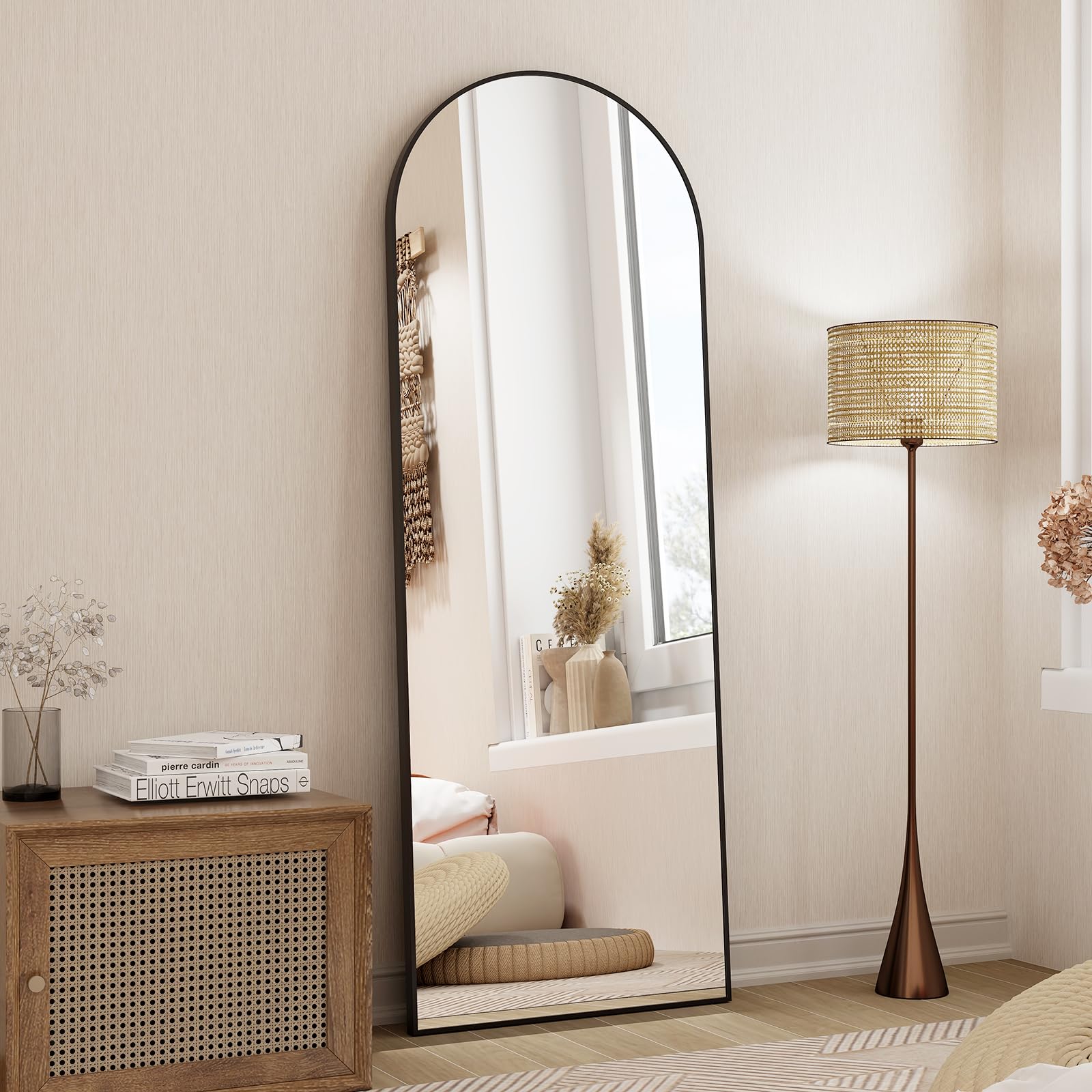 HARRITPURE black finish texture highlights sleek modern look