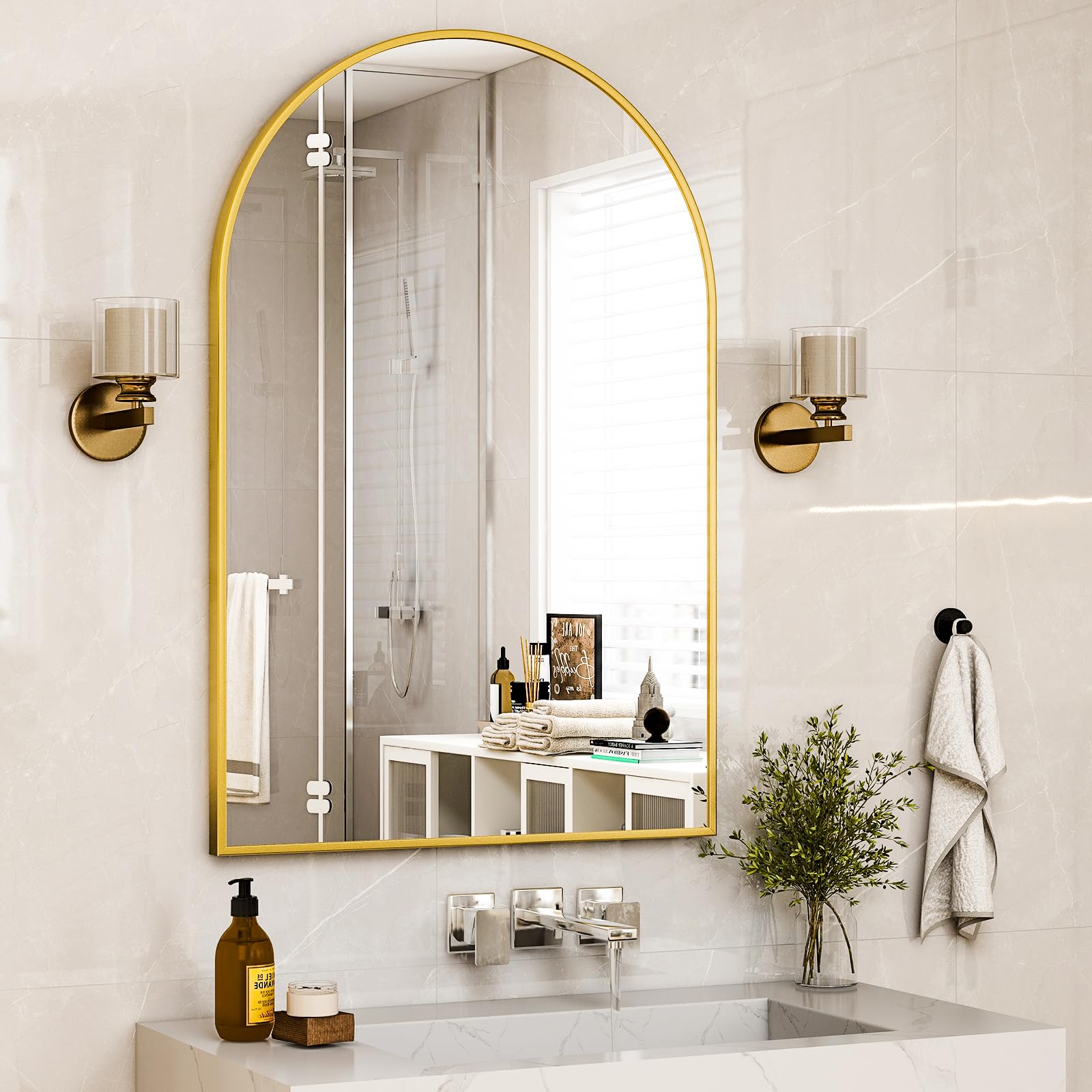 HARRITPURE mirror in entryway creating welcoming brightness