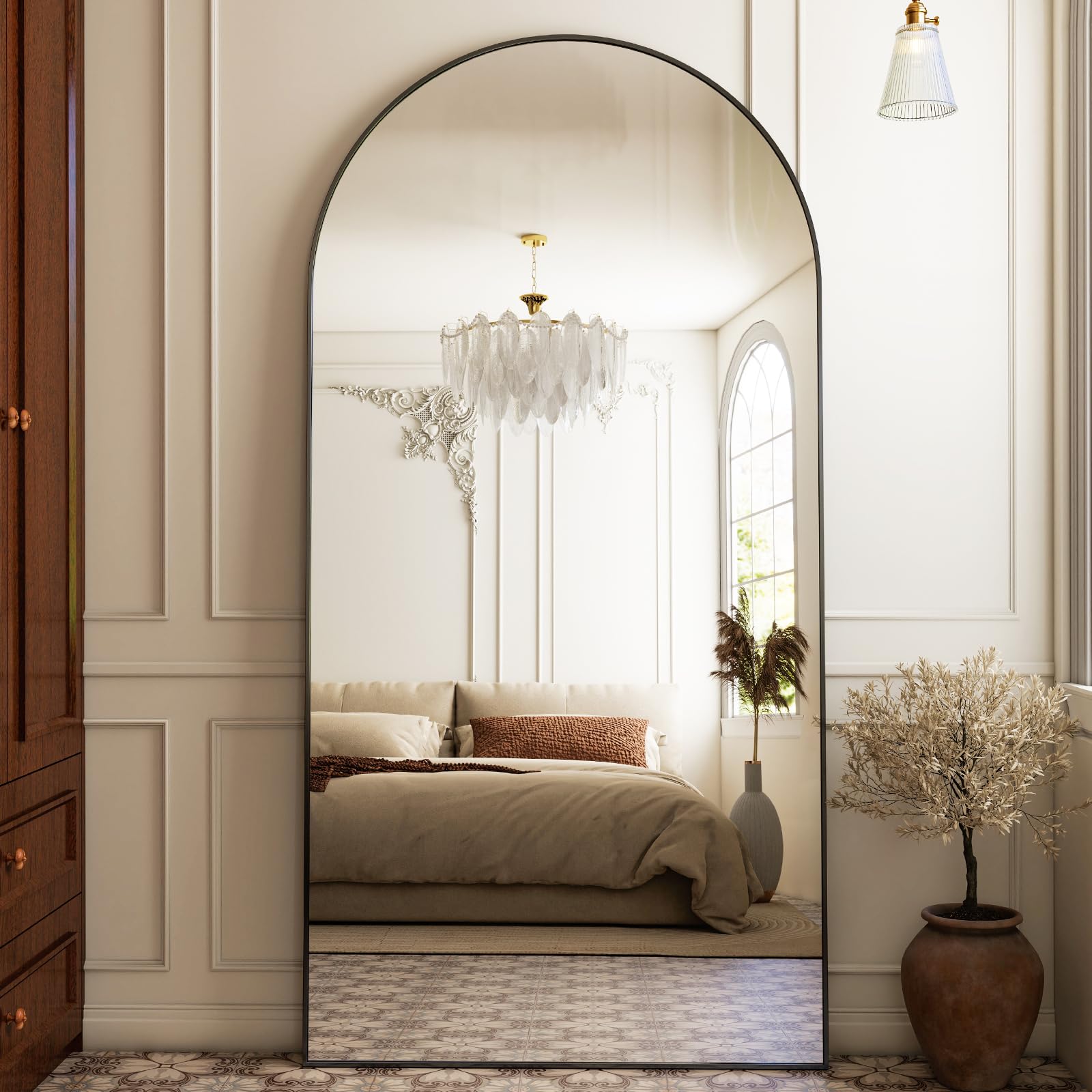 HARRITPURE styled in an entryway adding depth and decorative impact