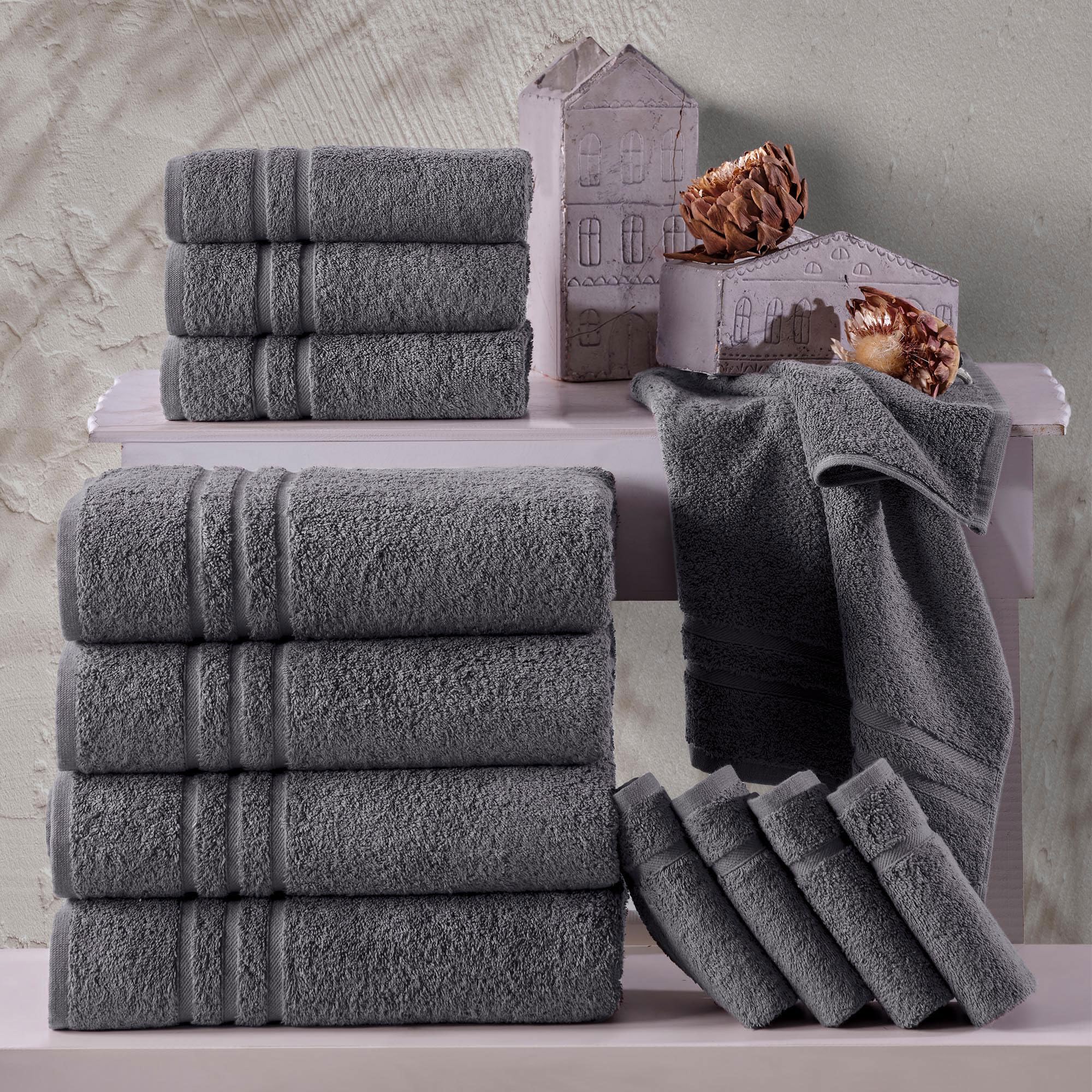Hawmam close-up of terry loops showing 600 GSM absorbent weave for fast drying