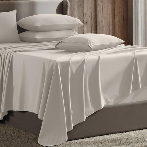 Hearth & Harbor deep-pocket fitted sheet close-up showing secure fit benefits