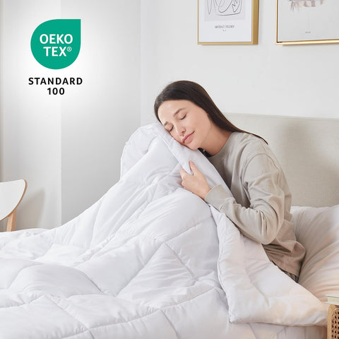 Hearth & Harbor folded comforter illustrating compact storage and quick fluff recovery