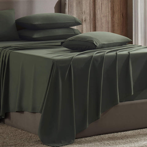 Hearth & Harbor deep pocket fitted sheet showing elastic corner fit for tall mattresses