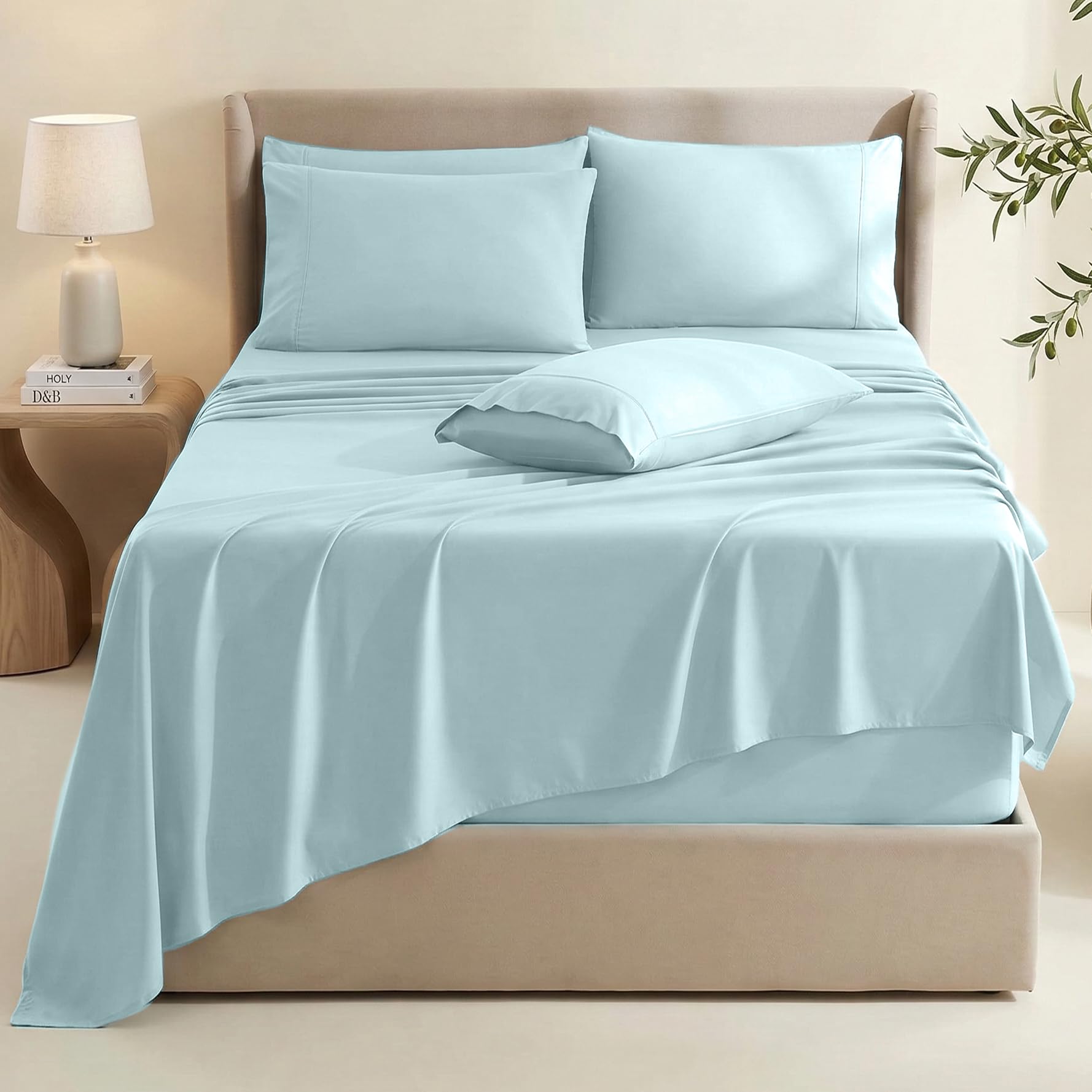 Hearth & Harbor fitted sheet on deep mattress, demonstrates secure fit for 18–24 inch depth