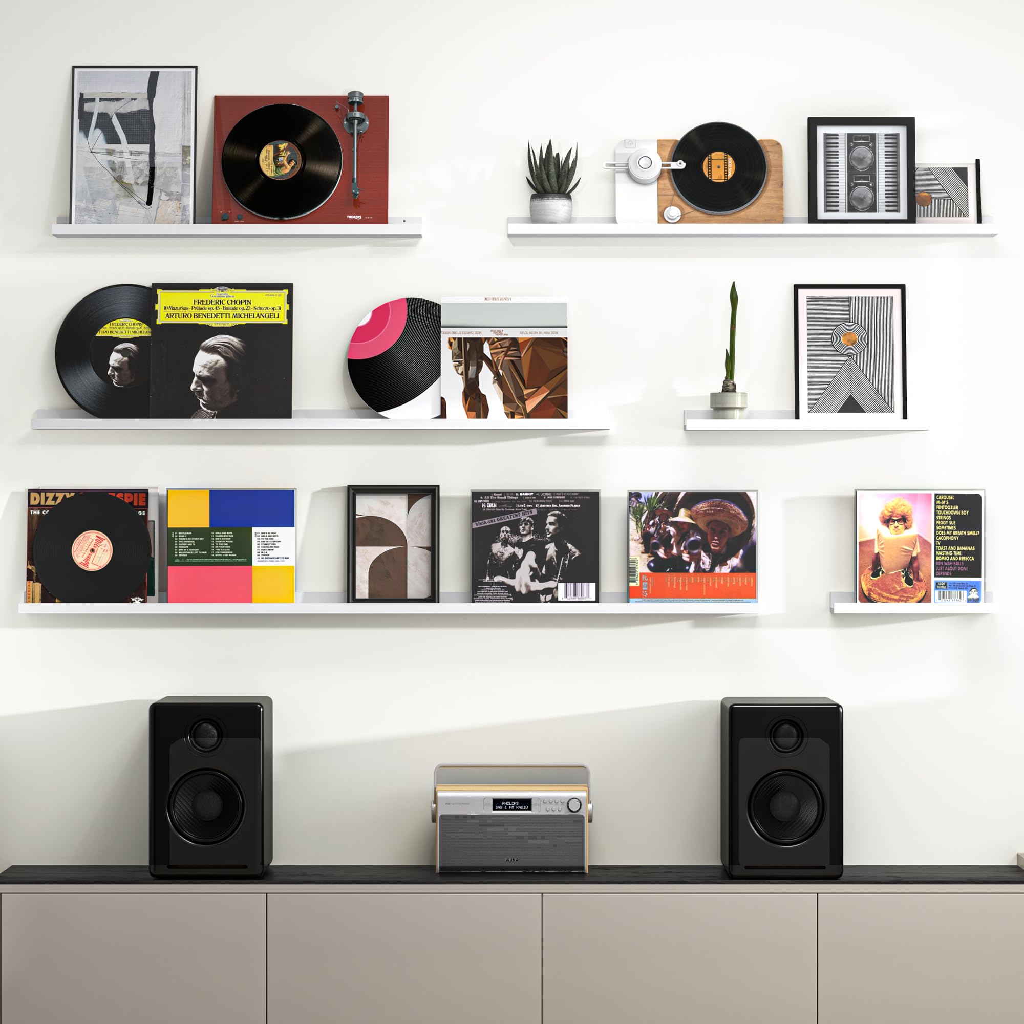 Heimlove included hardware and mini level displayed for simple, accurate installation