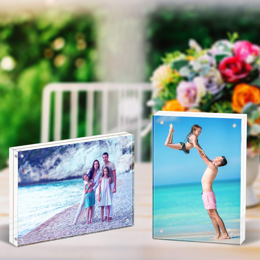 HELPLEX in a gift setting showing elegant presentation and gifting appeal benefit