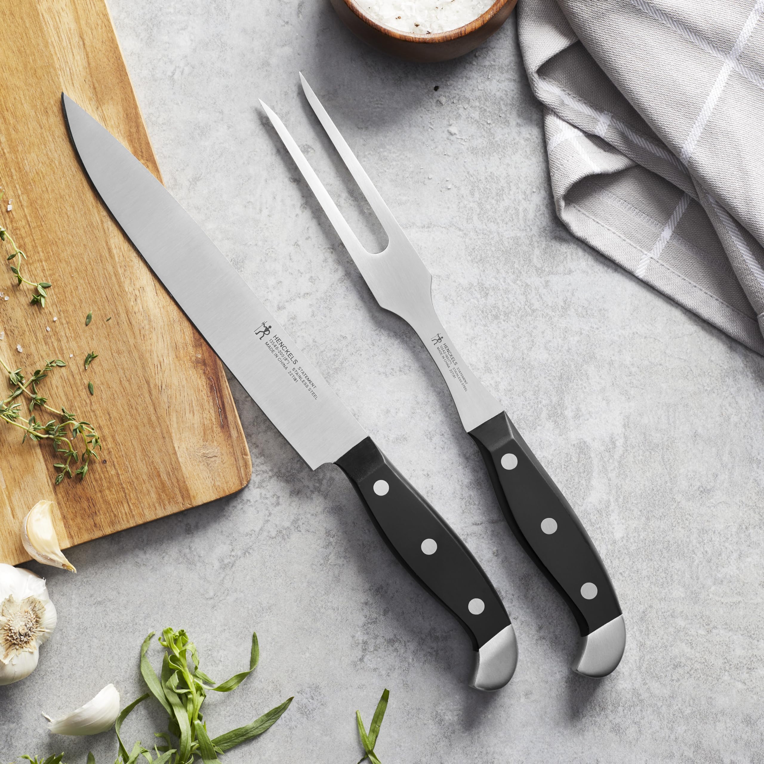 HENCKELS close-up of razor-sharp blade edge highlighting precision slicing benefit