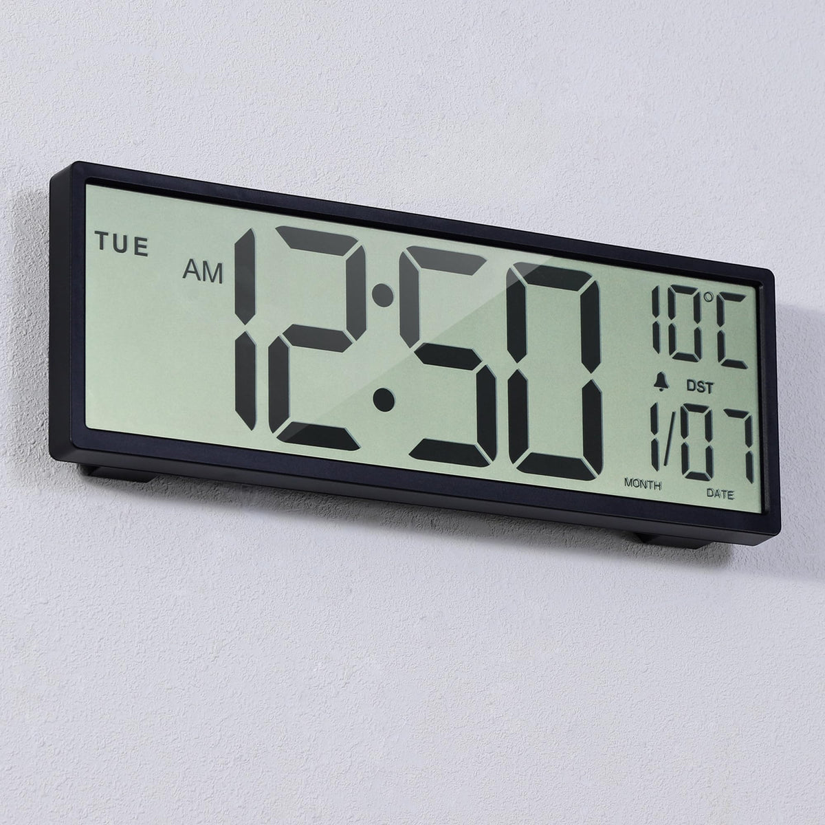 Henescribe front view showing large digits for fast reading