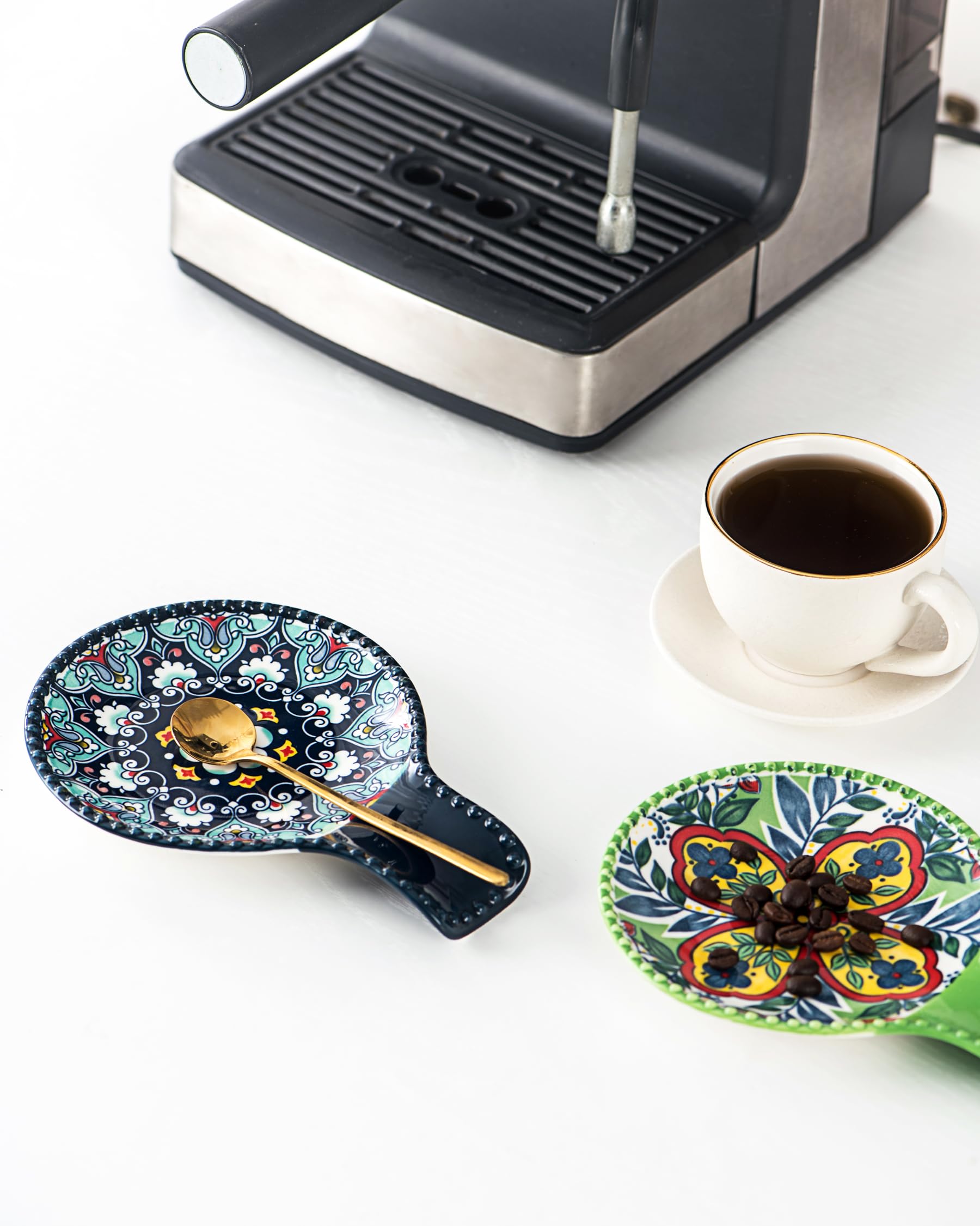 HENXFEN LEAD spoon rest used as condiment saucer showing multipurpose serving versatility