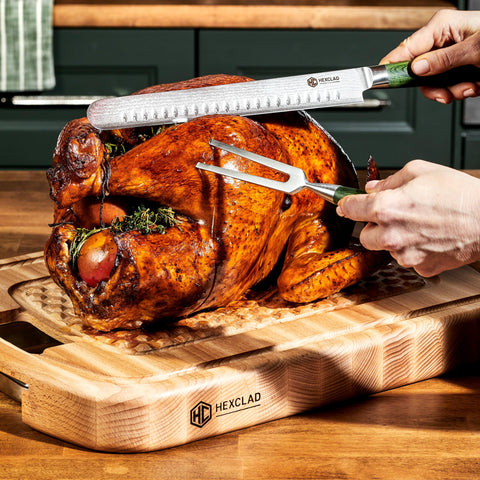 HexClad in use carving steak with captured juices benefit