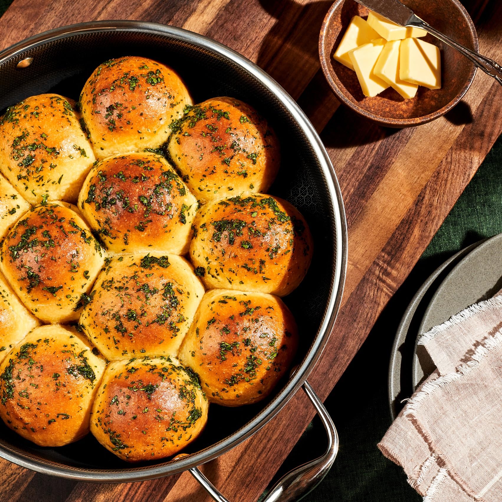 HexClad pan size comparison with kitchen items, visualizes capacity and scale