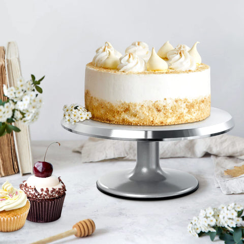 himaly next to an 8-inch cake showing size fit and scale advantage