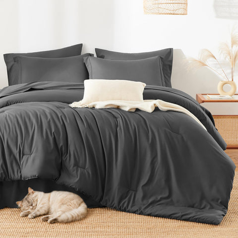 HIMEET fitted sheet pocket depth demo showing 14-inch pocket and secure fit
