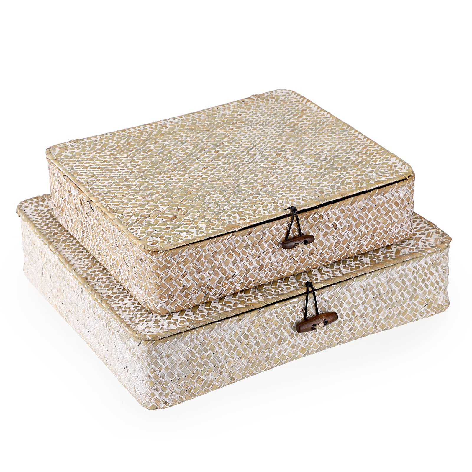 Hipiwe front view of two seagrass baskets showing tidy storage benefit