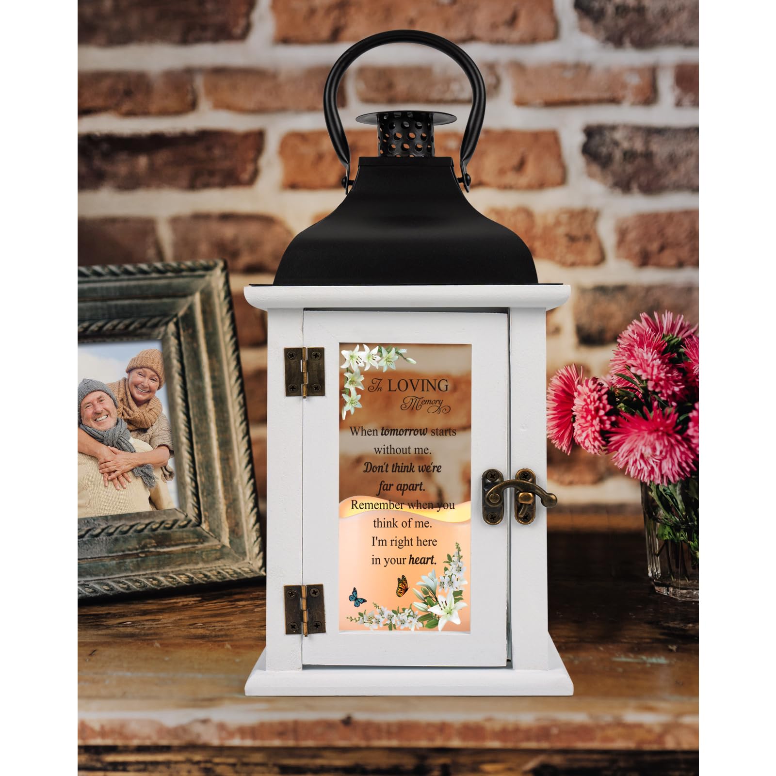 HN HAIINAA wood and iron frame detail for lasting, tasteful appearance