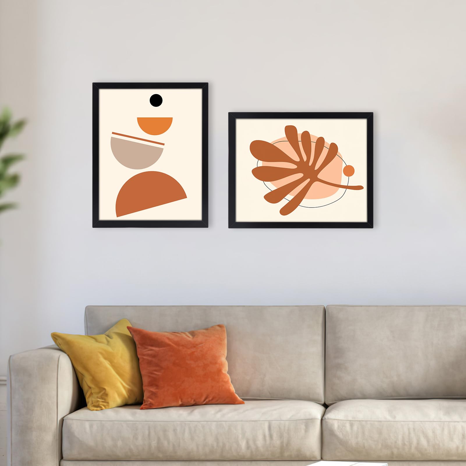 Hoikwo example gallery wall in living room demonstrating cohesive multi-frame display